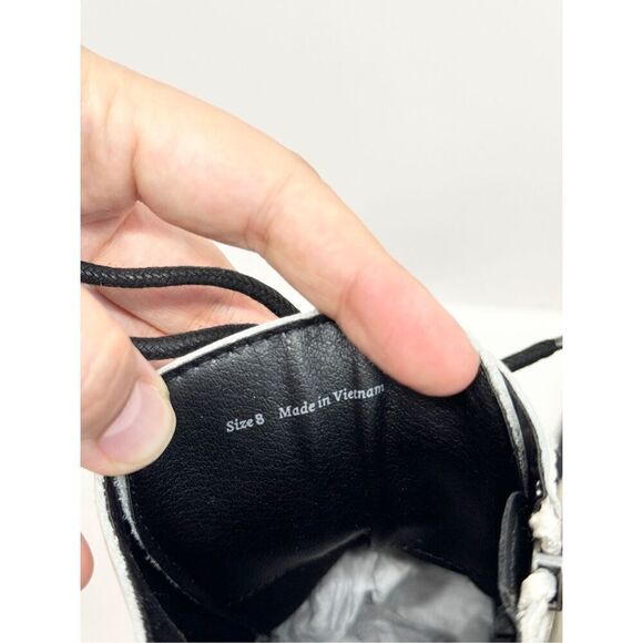 Dolce Vita Combat Boots Size 8 White Leather Round Toe Lace Up Buckle Detail NEW - Picture 9 of 10